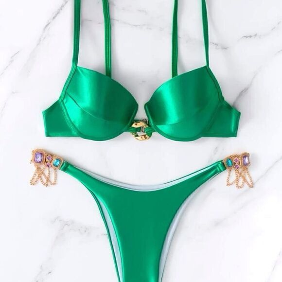 Bikini Set - Picture 7 of 11